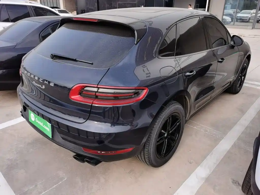Porsche Macan — миниатюра 7