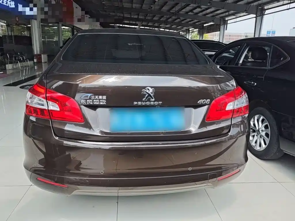 Peugeot 408 — миниатюра 6