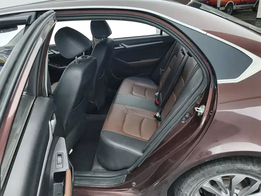 Geely Vision — миниатюра 11