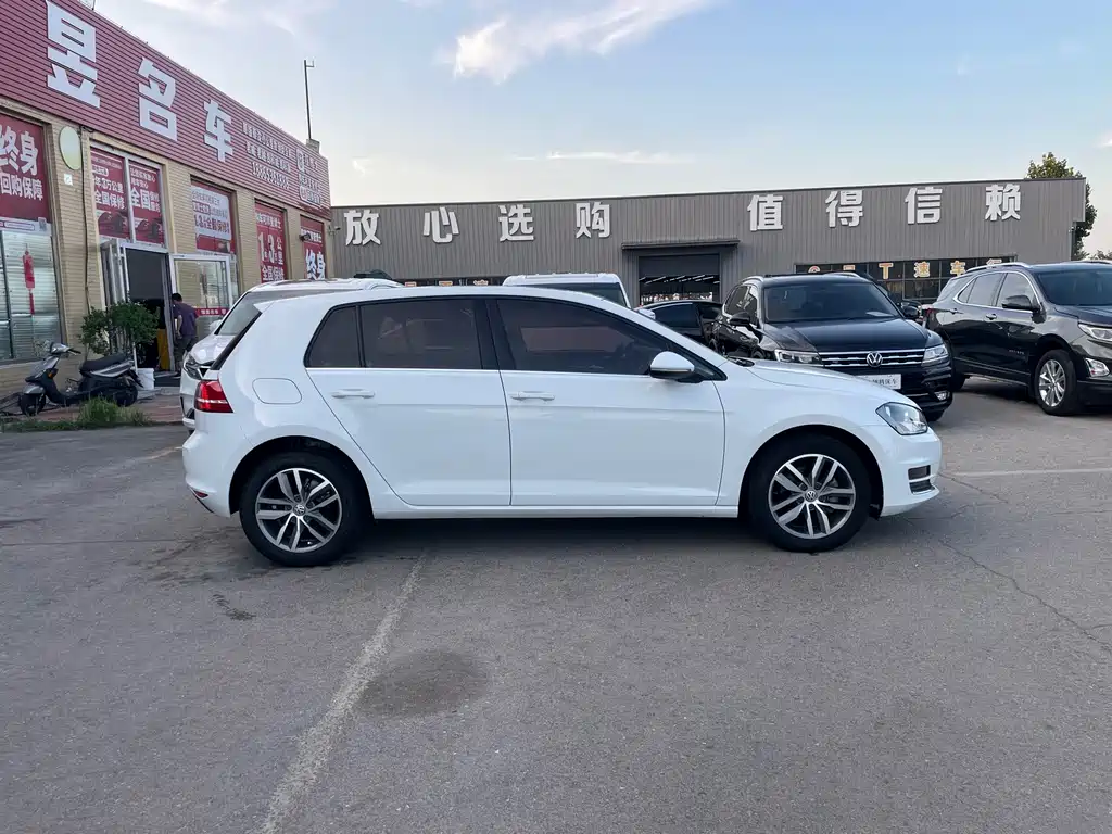 Volkswagen Golf — миниатюра 4
