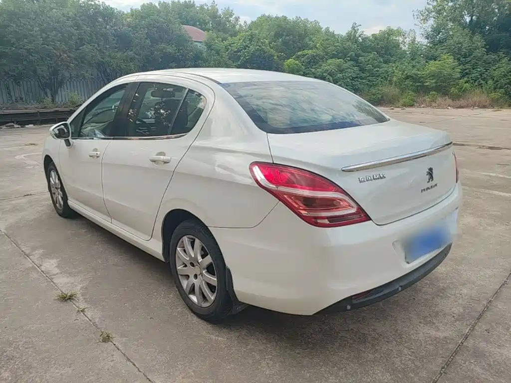 Peugeot 308 — миниатюра 5