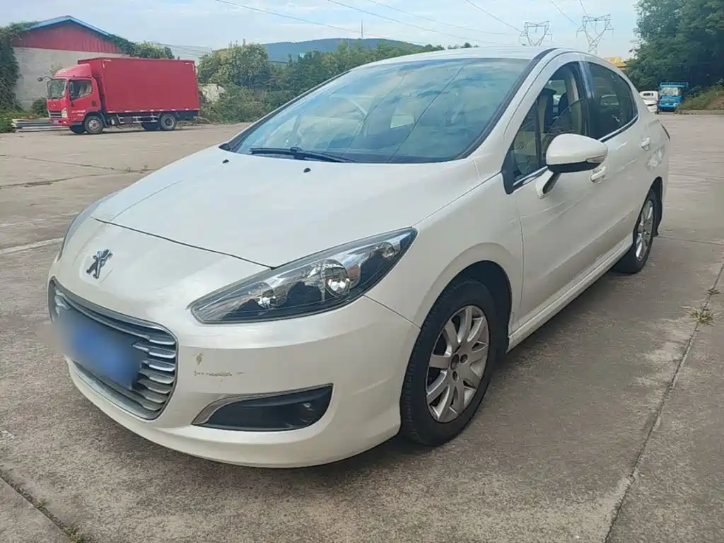 Peugeot 308 — миниатюра 2