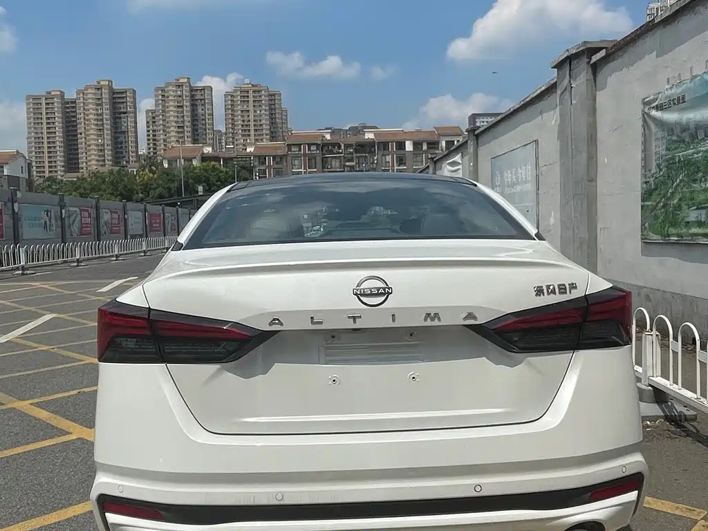 Nissan Teana — миниатюра 8