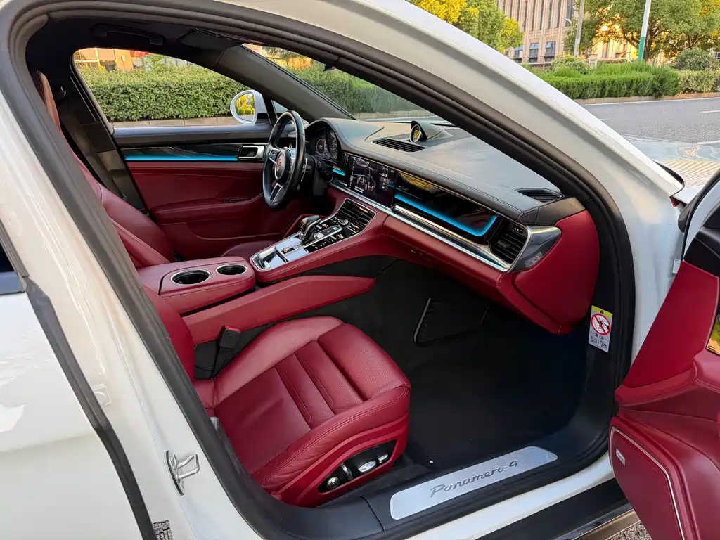 Porsche Panamera Hybrid — миниатюра 10