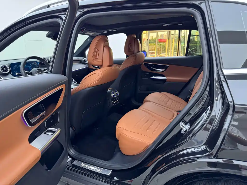 Mercedes-Benz GLC — миниатюра 8