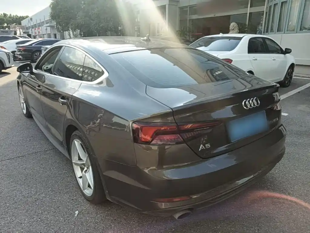 Audi A5 (Import) — миниатюра 5