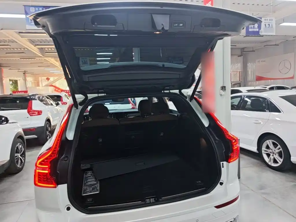 Volvo XC60 — миниатюра 19