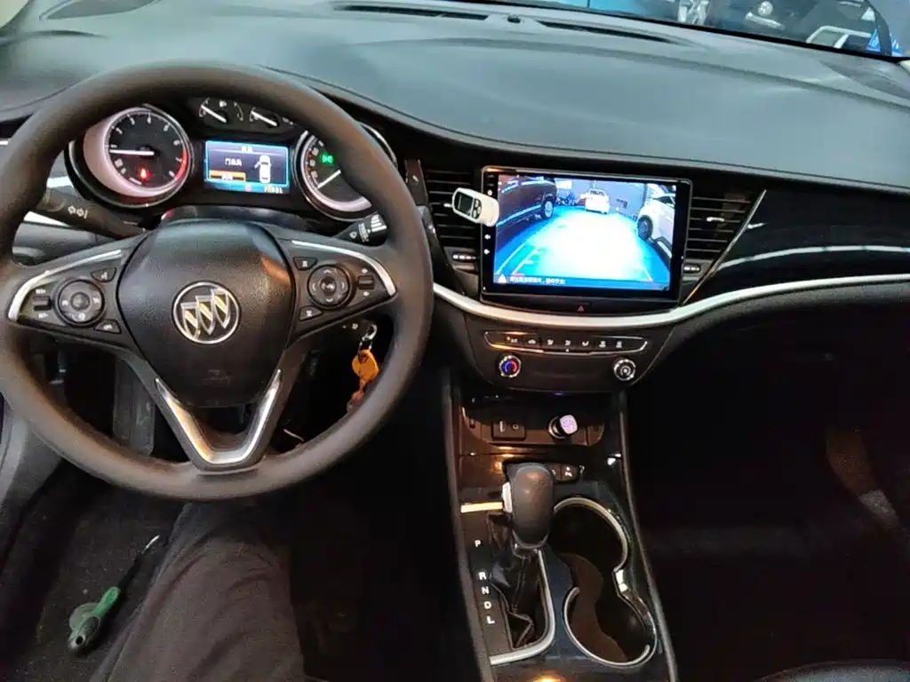 Buick Verano — миниатюра 10