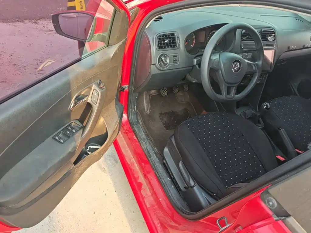 Volkswagen Polo — миниатюра 16
