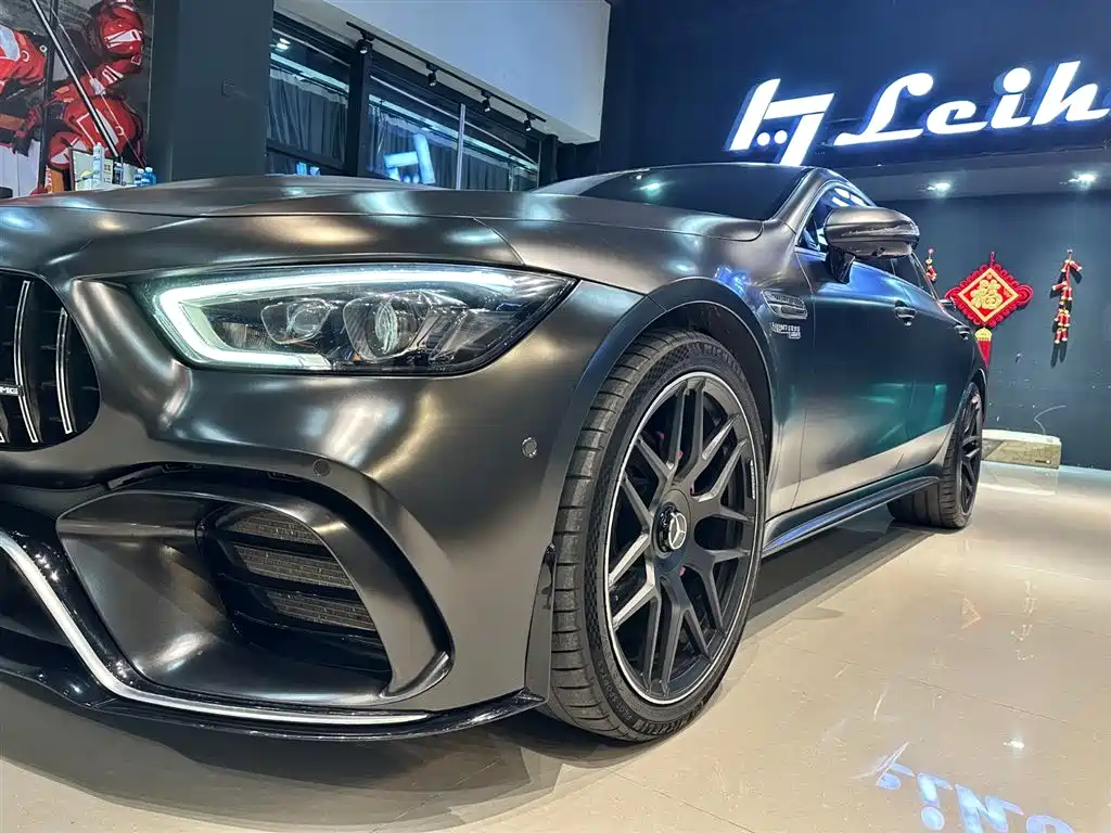 MERCEDES-BENZ AMG GT