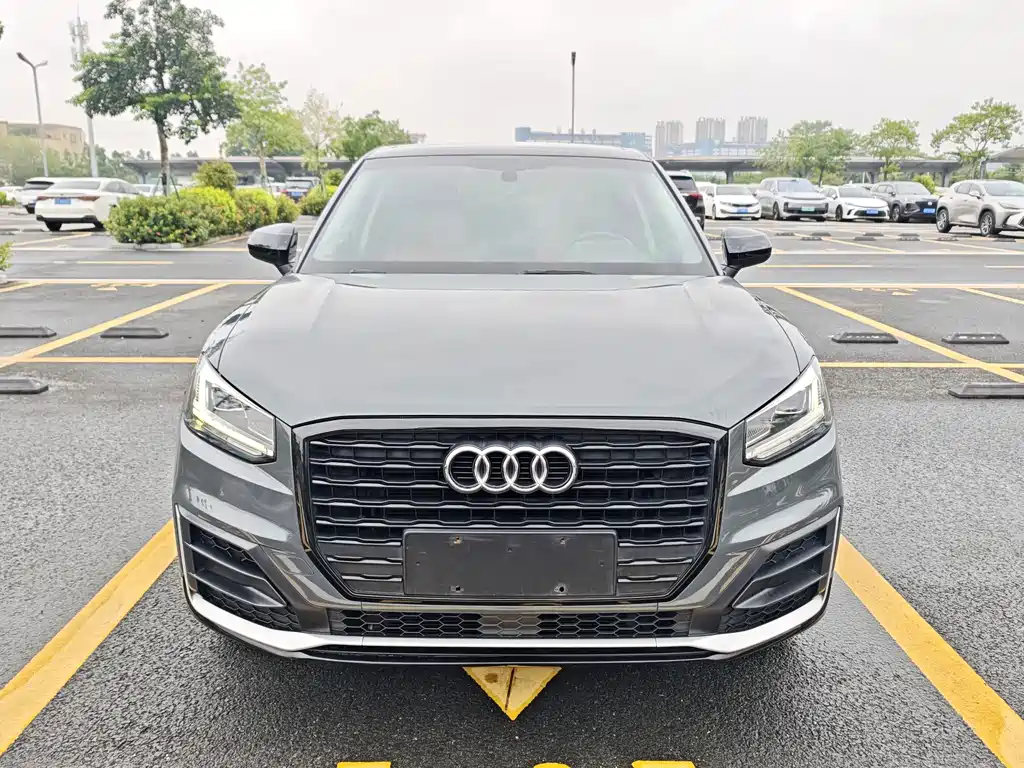 Audi Q2L — миниатюра 2