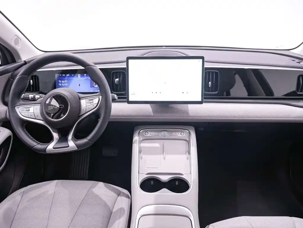 BYD Sealion 05 EV — миниатюра 18