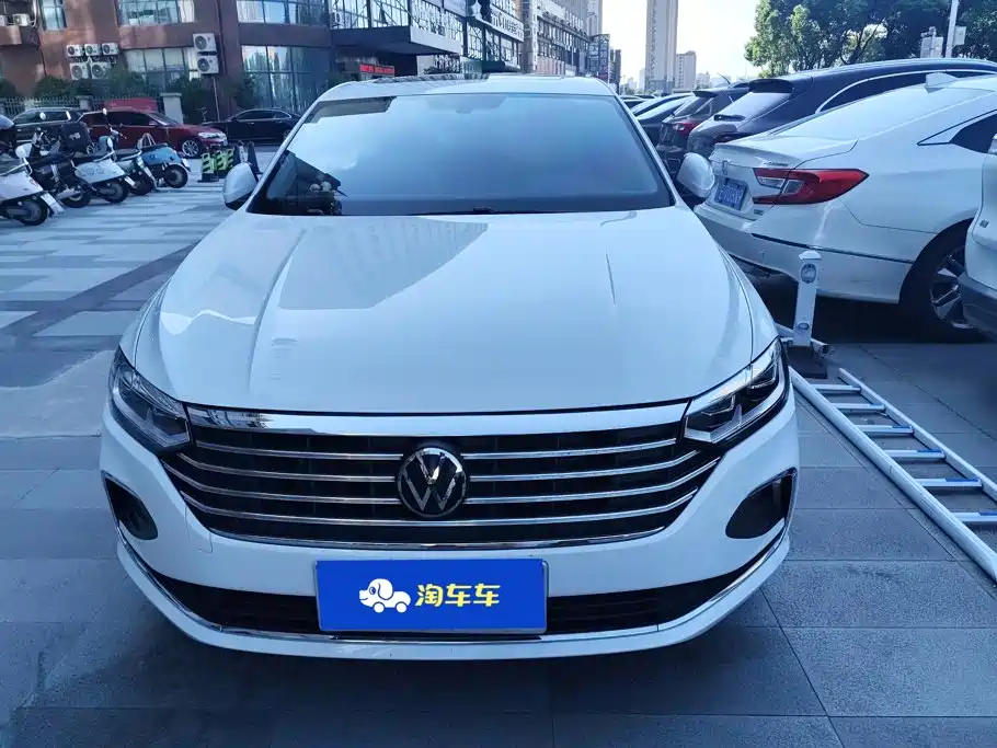 Volkswagen Lavida — миниатюра 2