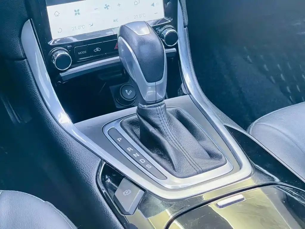 Ford Edge — миниатюра 3