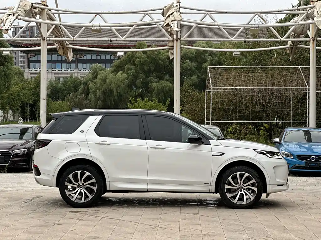 Land Rover Discovery Sport — миниатюра 30