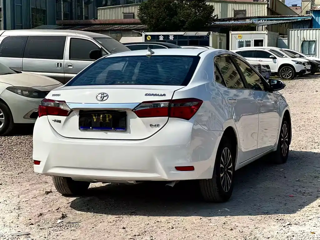 TOYOTA COROLLA