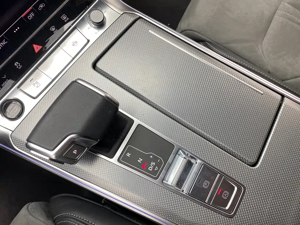 Audi A6L 2024 45 TFSI
