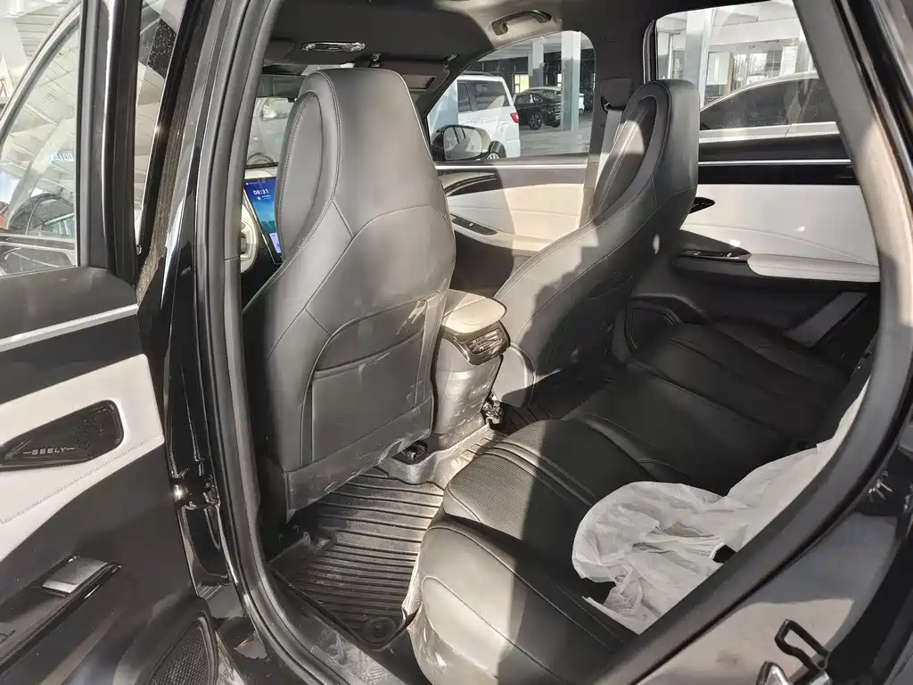 GEELY GALAXY GALAXY L7