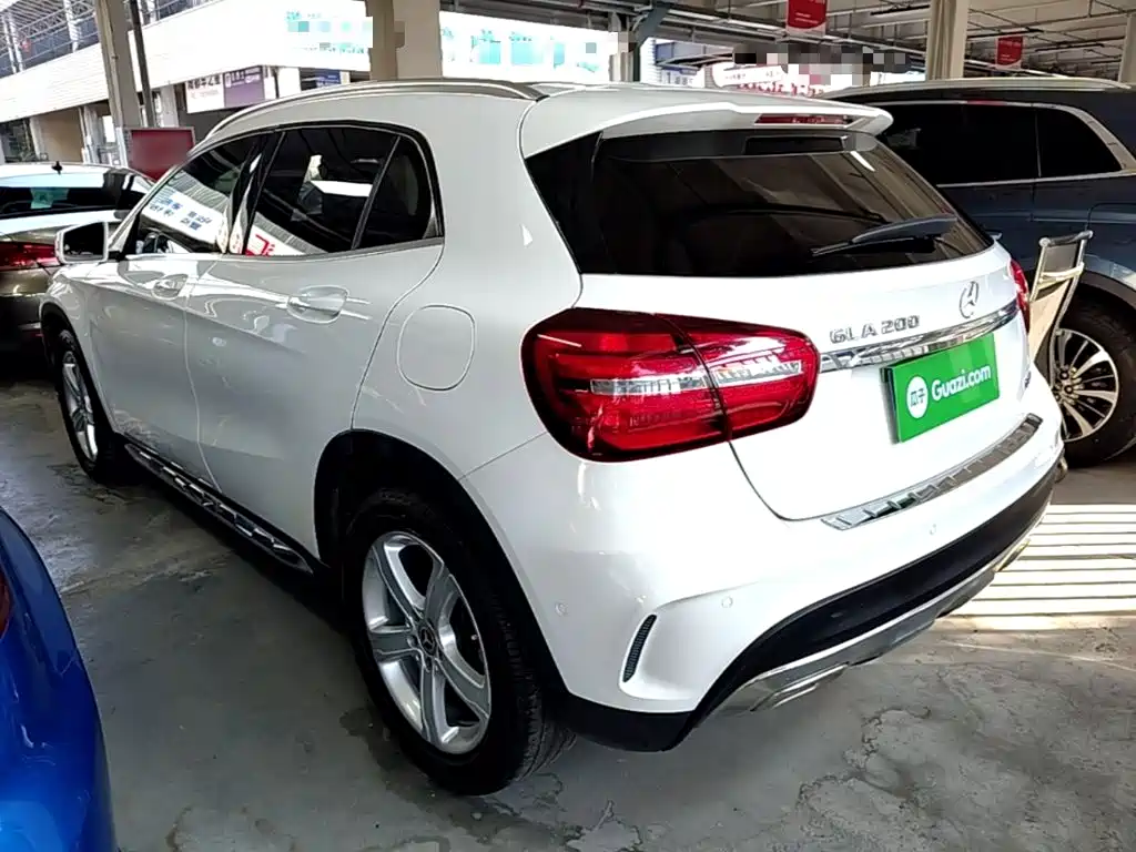 Mercedes-Benz GLA — миниатюра 5