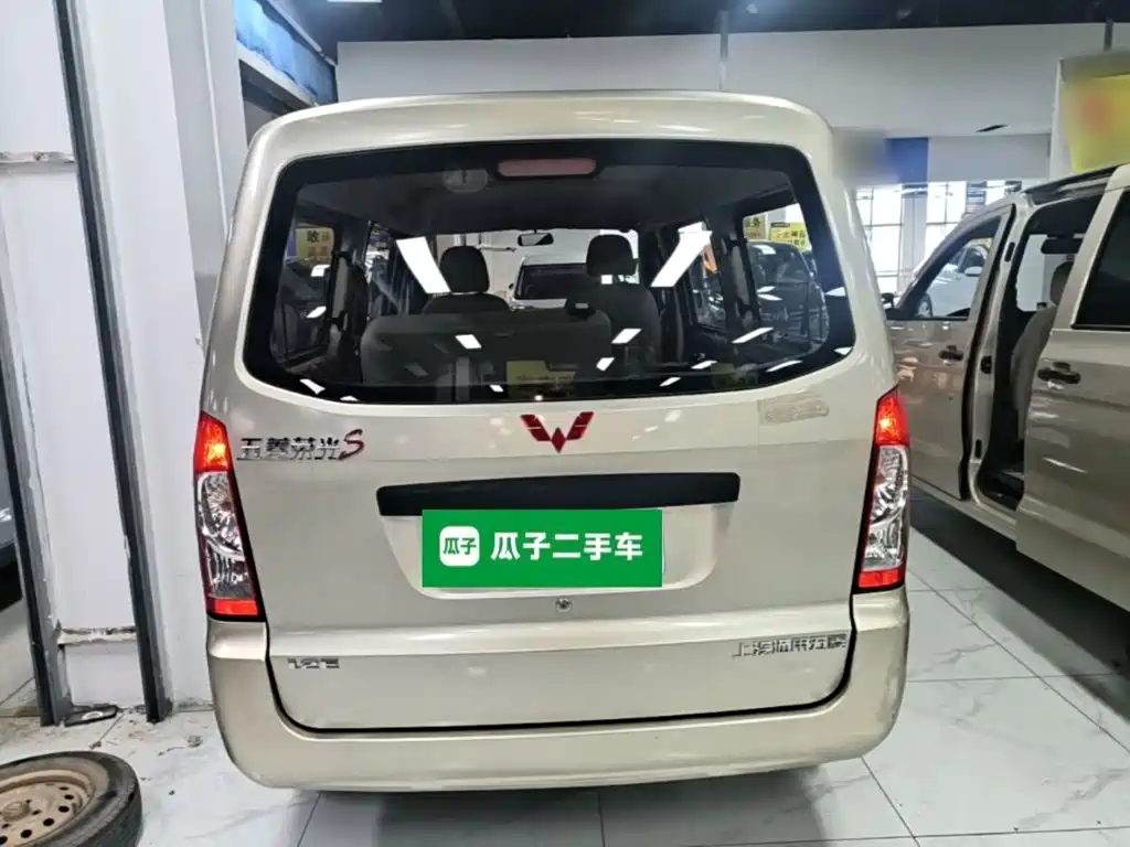 Wuling Rongguang — миниатюра 6