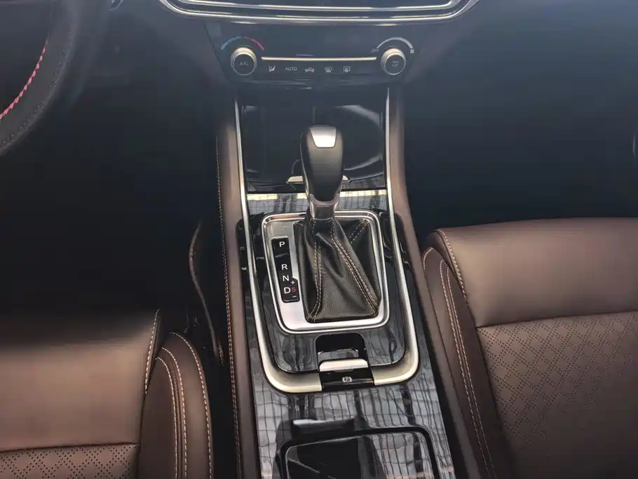 Changan Eado — миниатюра 16