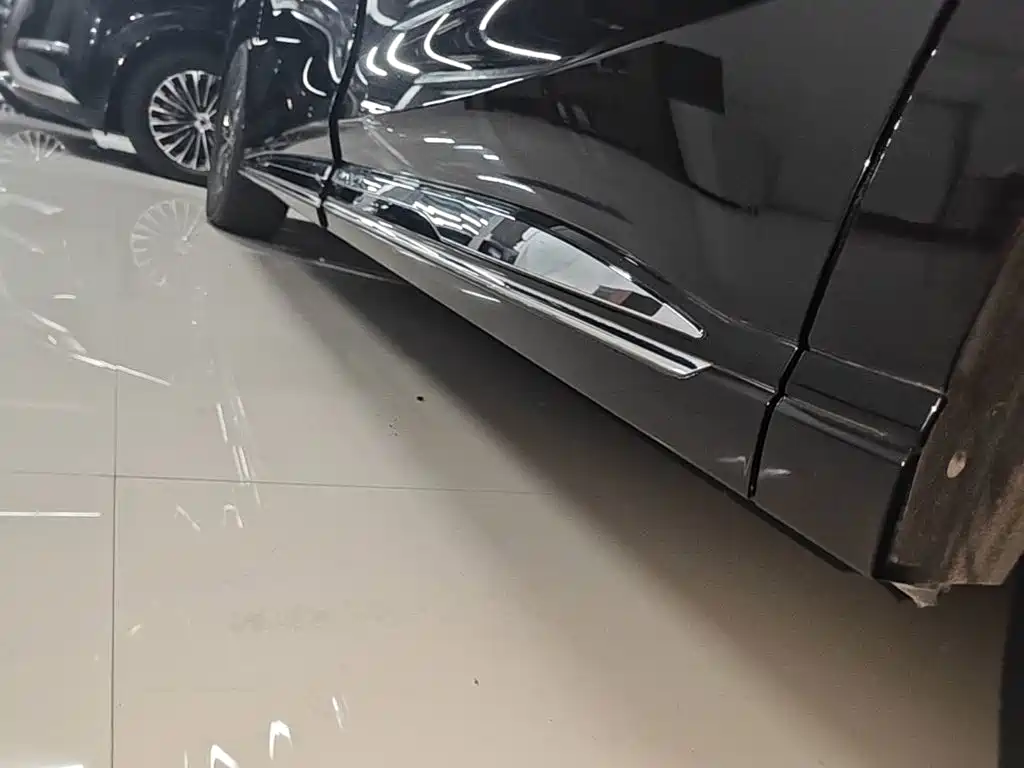 Hongqi Hongqi HQ9 PHEV — миниатюра 22