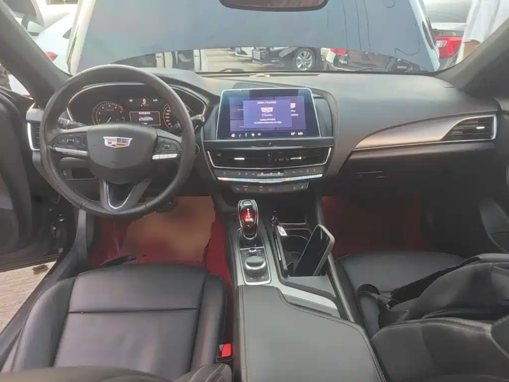 Cadillac CT5 — миниатюра 10