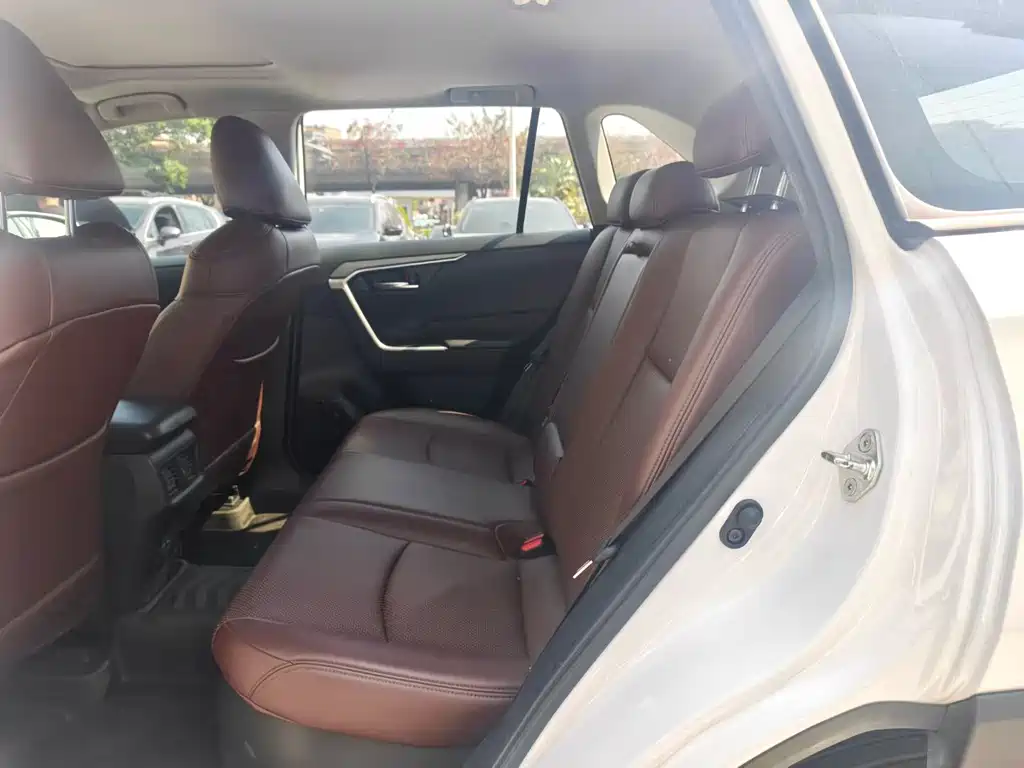 TOYOTA RAV4 RONGFANG