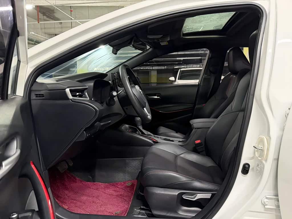 Toyota Levin 1.2 л 2022 г. Белый, пробег 32000 км