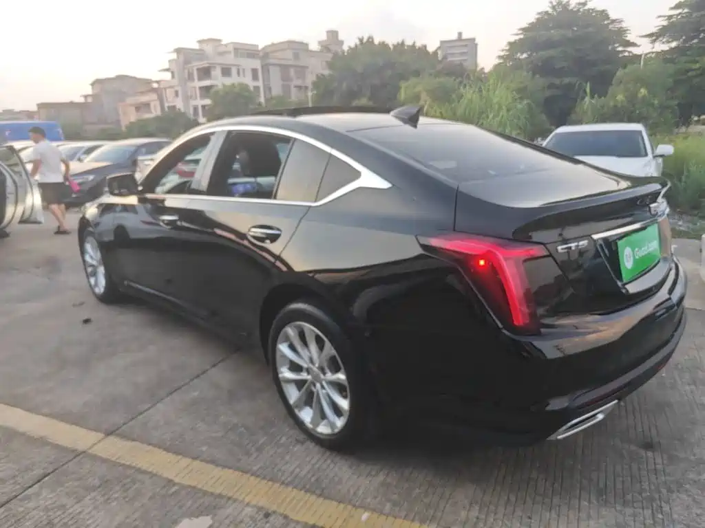 Cadillac CT5 — миниатюра 5