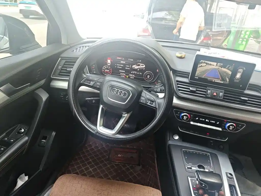 Audi Q5L — миниатюра 3