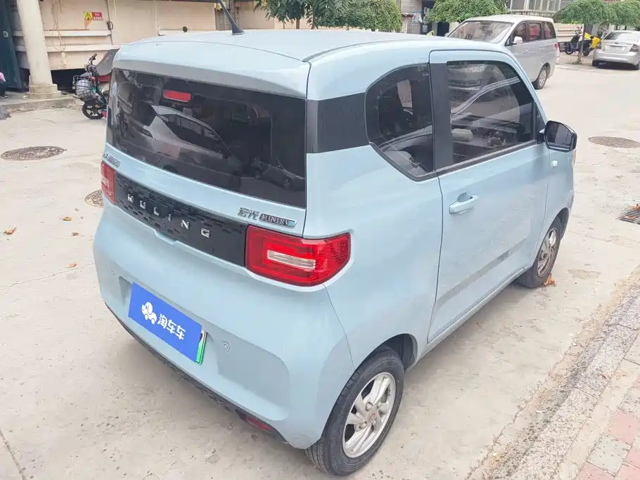 Wuling MINIEV — миниатюра 3