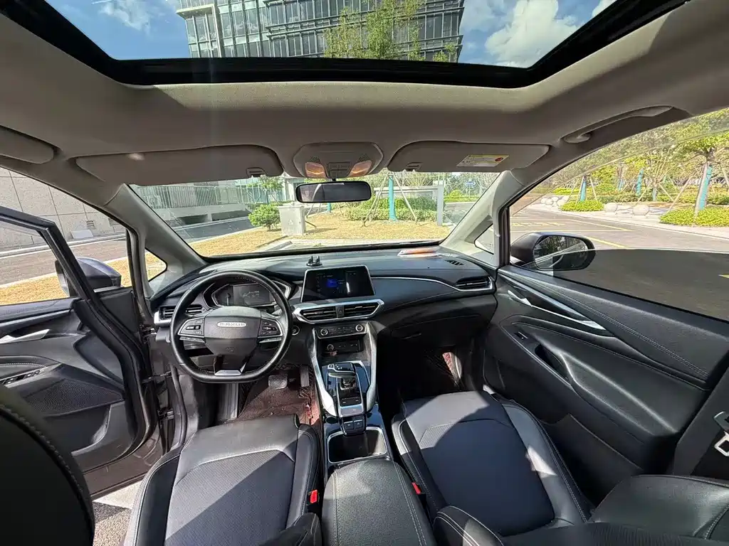 MAXUS Euniq 5 — миниатюра 10