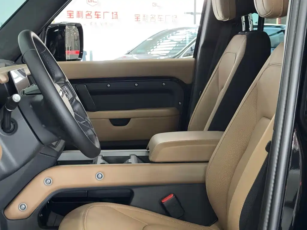 Land Rover Defender — миниатюра 9