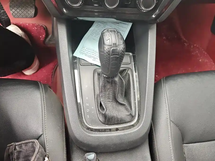 Volkswagen Sagitar — миниатюра 16