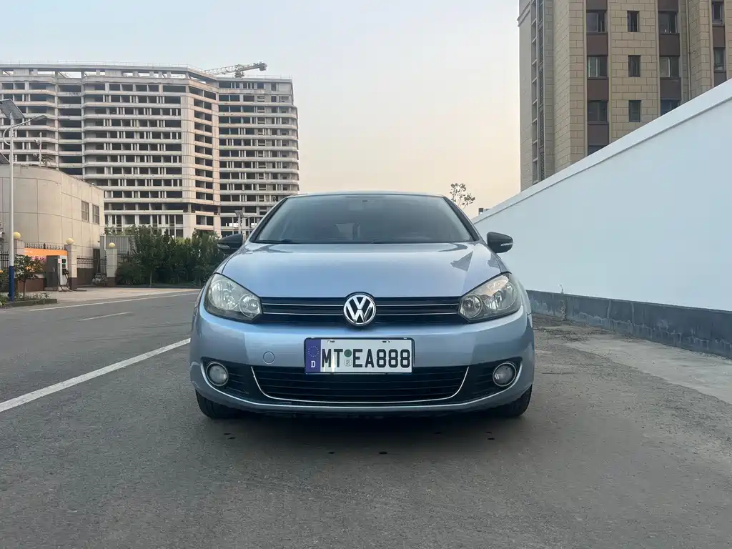 Volkswagen Golf — миниатюра 2