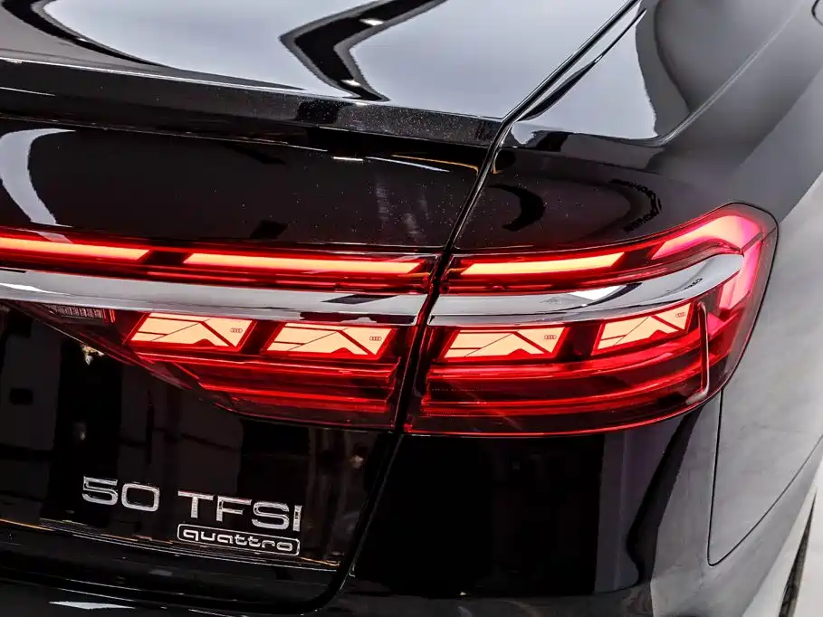 Audi A8 — миниатюра 11