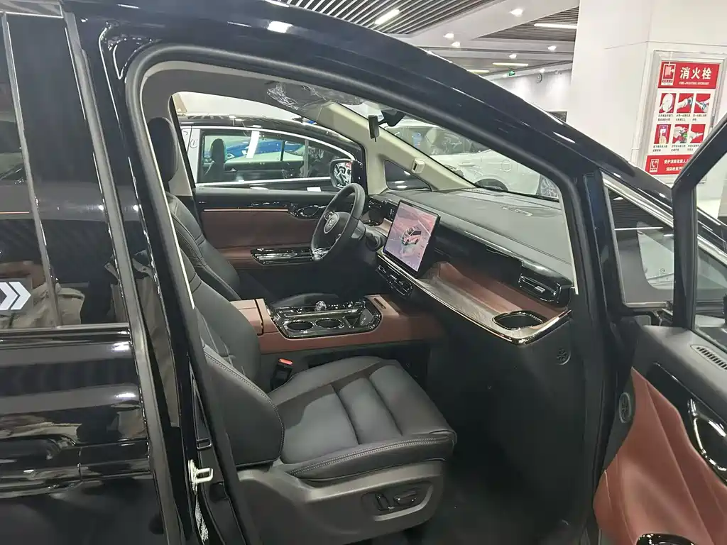 GAC E8 PHEV 2024 150km MAX+