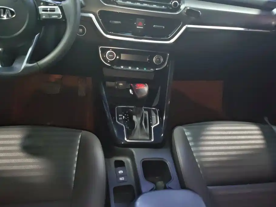 Kia Sportage — миниатюра 16