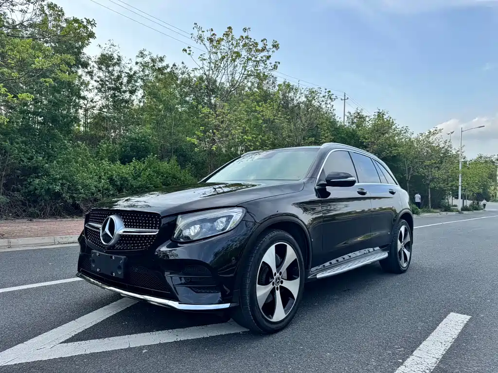 Купить Mercedes-Benz GLC