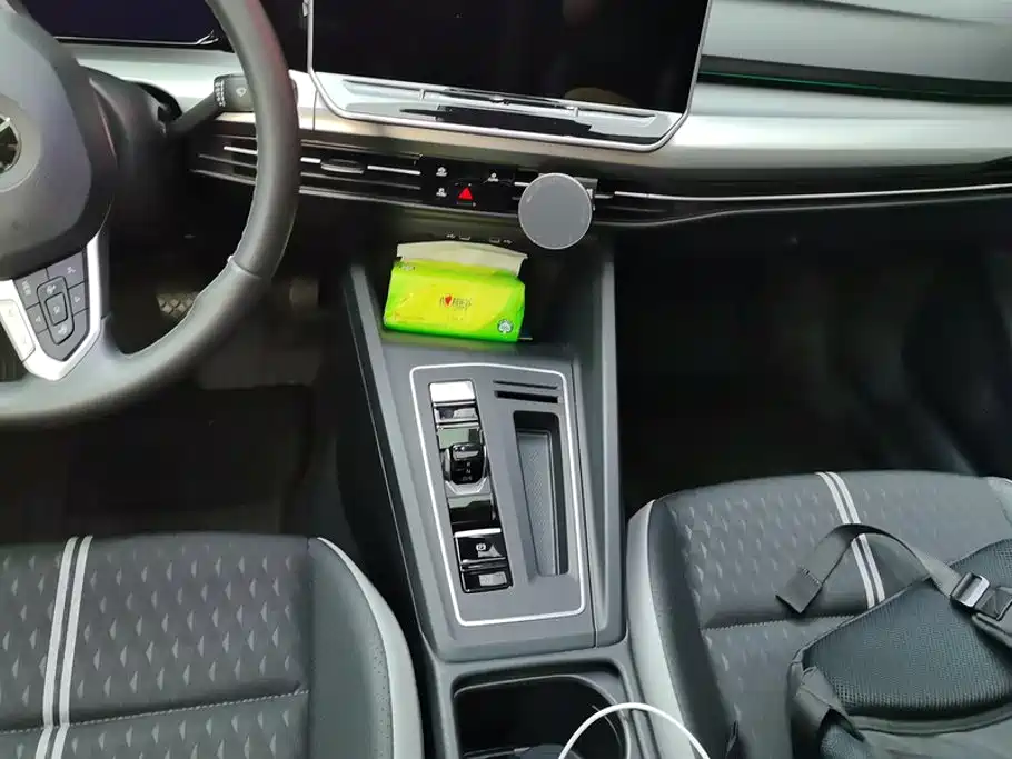 Volkswagen Golf — миниатюра 16