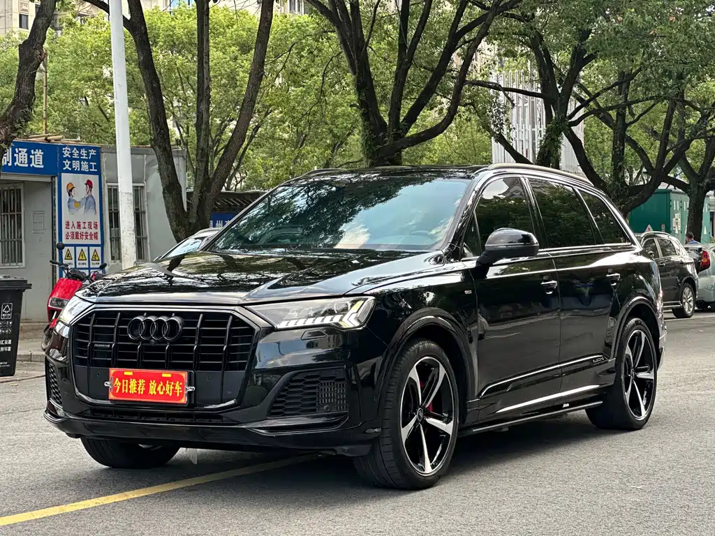 Audi Q7 — миниатюра 3