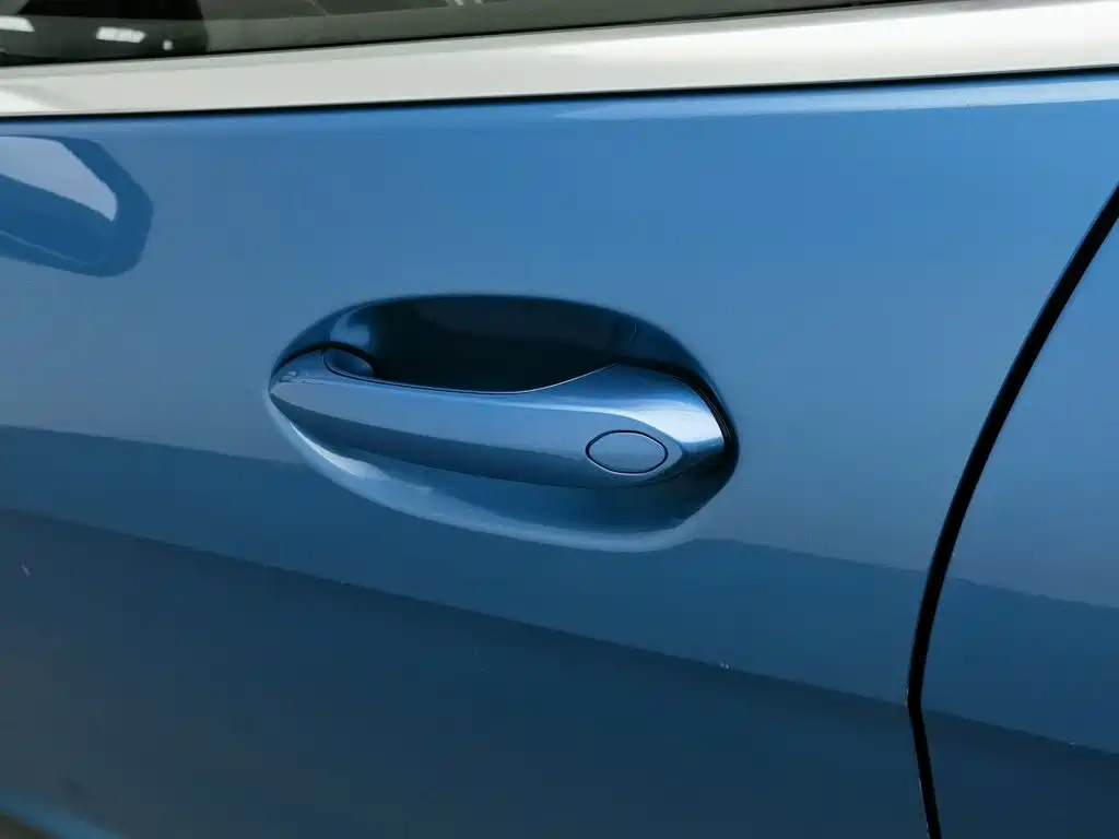BMW 2 Series (Import) — миниатюра 18