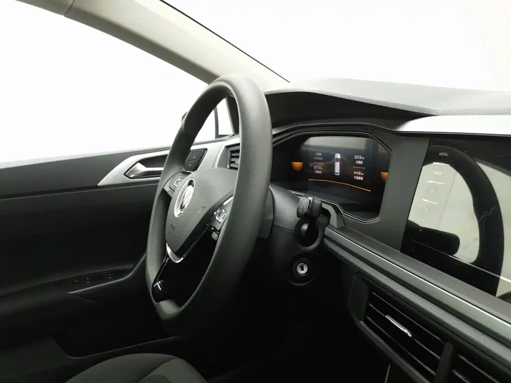 Volkswagen Polo — миниатюра 22