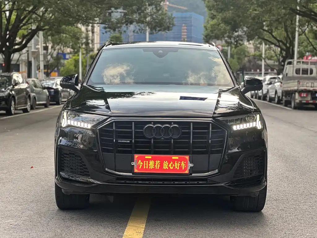 Audi Q7 — миниатюра 13