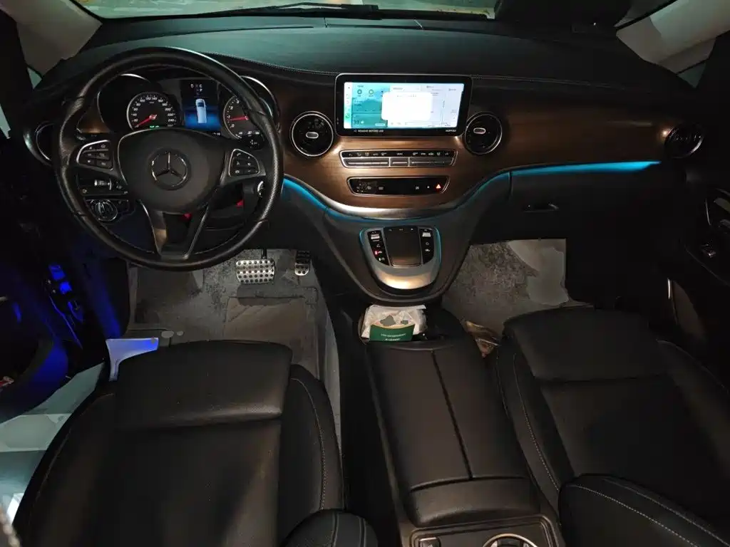 Mercedes-Benz V-Class — миниатюра 5