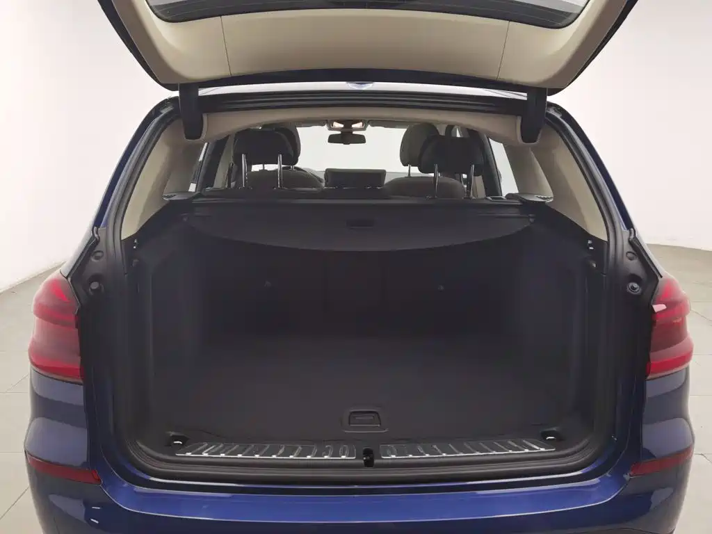 BMW X3 — миниатюра 16