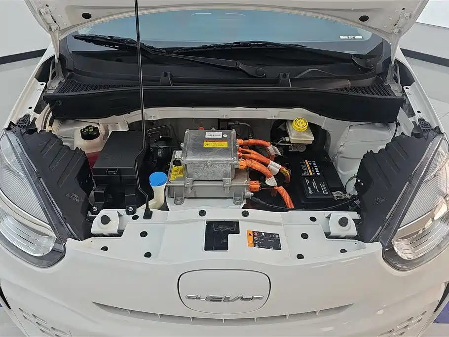 Roewe Clever 2022 311km