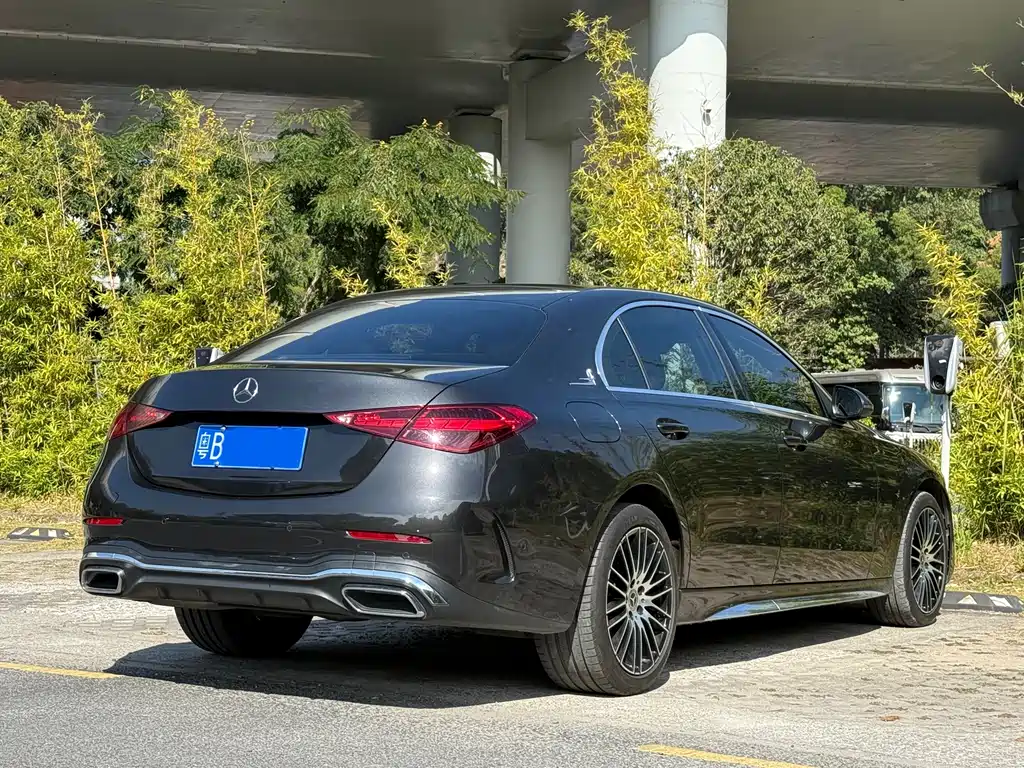 MERCEDES-BENZ C CLASS