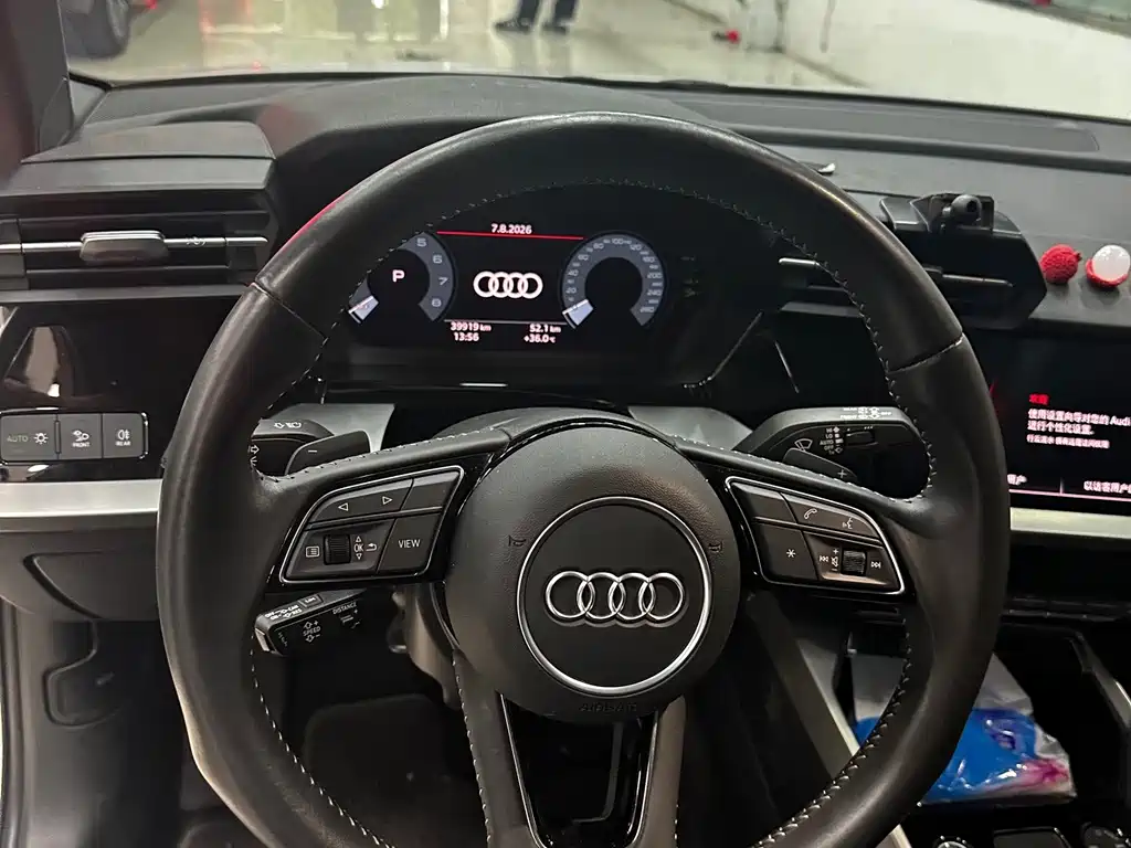 Audi A3 - фото 7